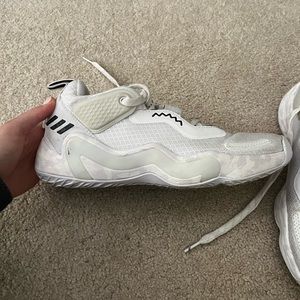 basketball/volleyball shoes